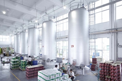 走进三棵树 探秘绿色智造实验室与现代化合成材料工厂